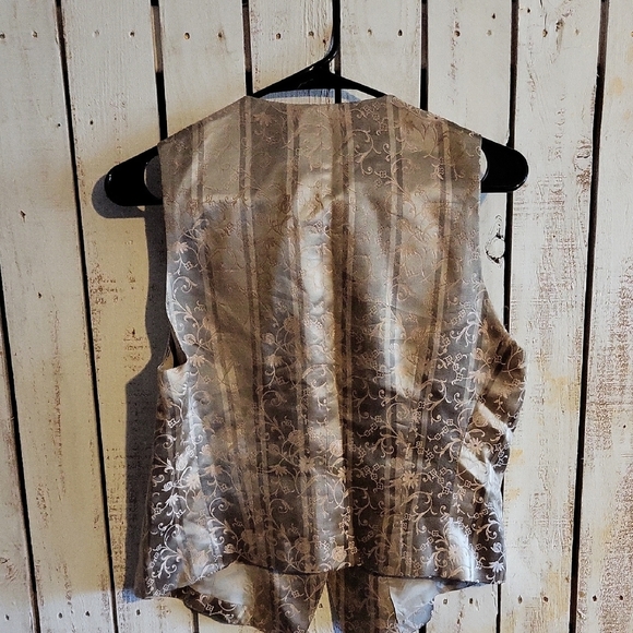 Emanuel Ungaro Beige and Cream Vest - Picture 2 of 4